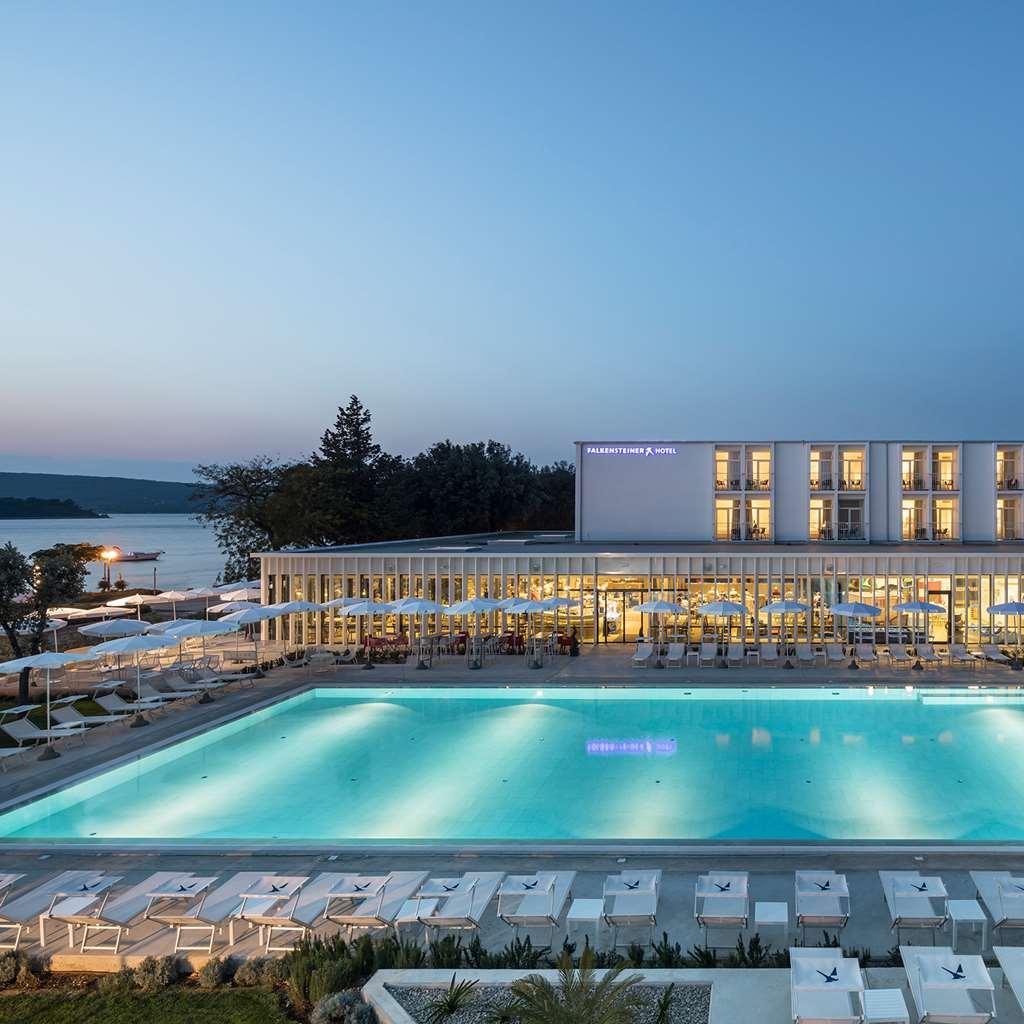 Falkensteiner Hotel Park Пунат Екстериор снимка