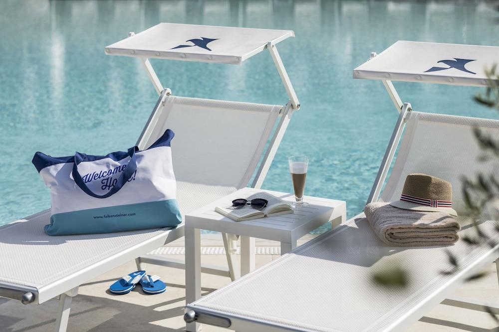 Falkensteiner Hotel Park Пунат Екстериор снимка