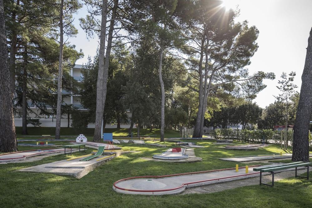 Falkensteiner Hotel Park Пунат Екстериор снимка