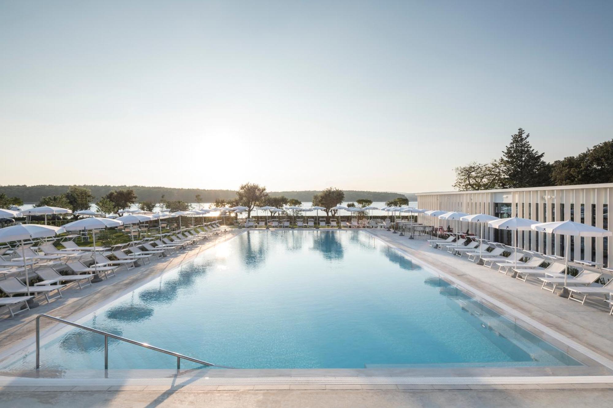 Falkensteiner Hotel Park Пунат Екстериор снимка