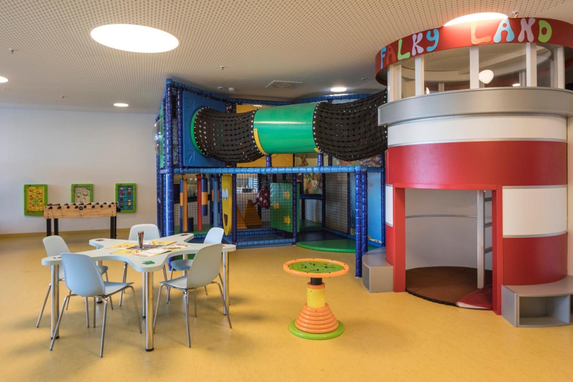 Falkensteiner Hotel Park Пунат Екстериор снимка